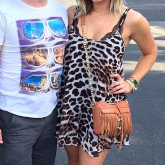 Mini fringe MAC crossbody clutch bag in cognac - Picture 5 of 5